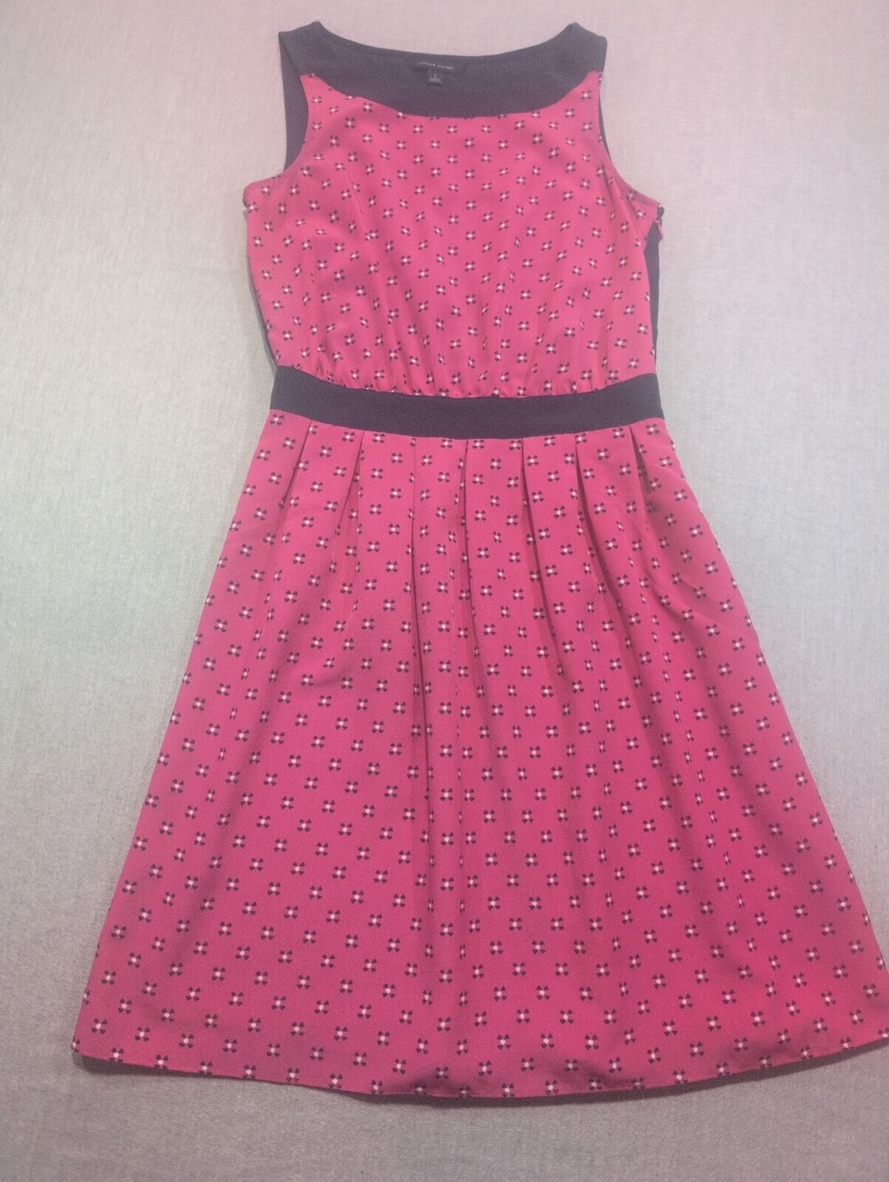 Tommy Hilfiger pink sleeveless fit and flare dress size 2